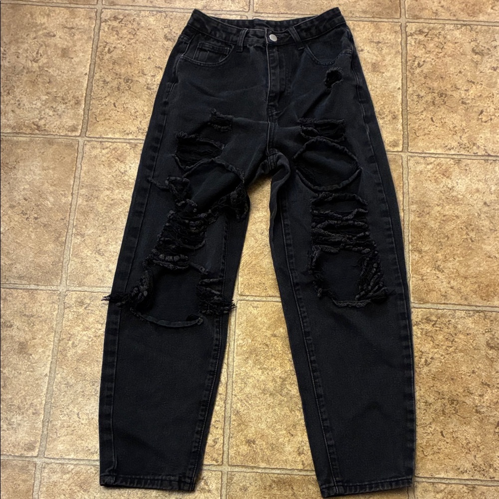 SHEIN Black Distressed Ripped Jeans